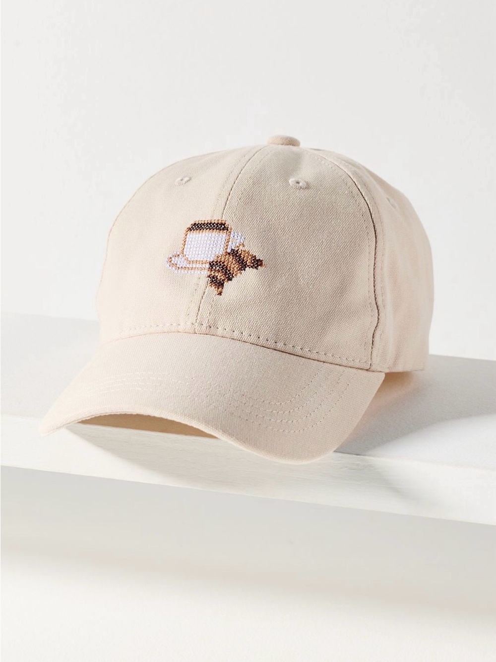 Anthropologie Icon Embroidered baseball cap 🥐☕